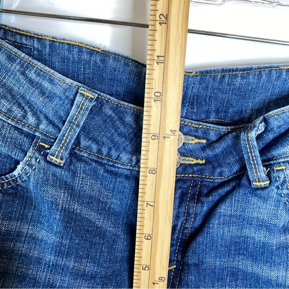 Levis Womens Bootcut Jeans Sz 10 Distressed Flap Pockets Stretch Denim Hemmed - Picture 11 of 15